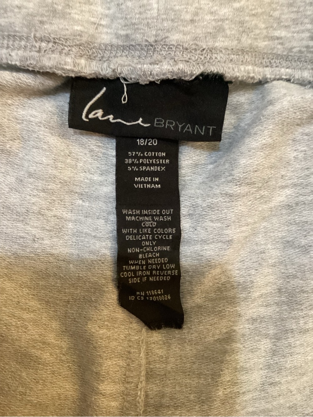 Lane Bryant 18/20 Gray Floral Capri Lounge Pants Drawstring Plus Size - Picture 6 of 13